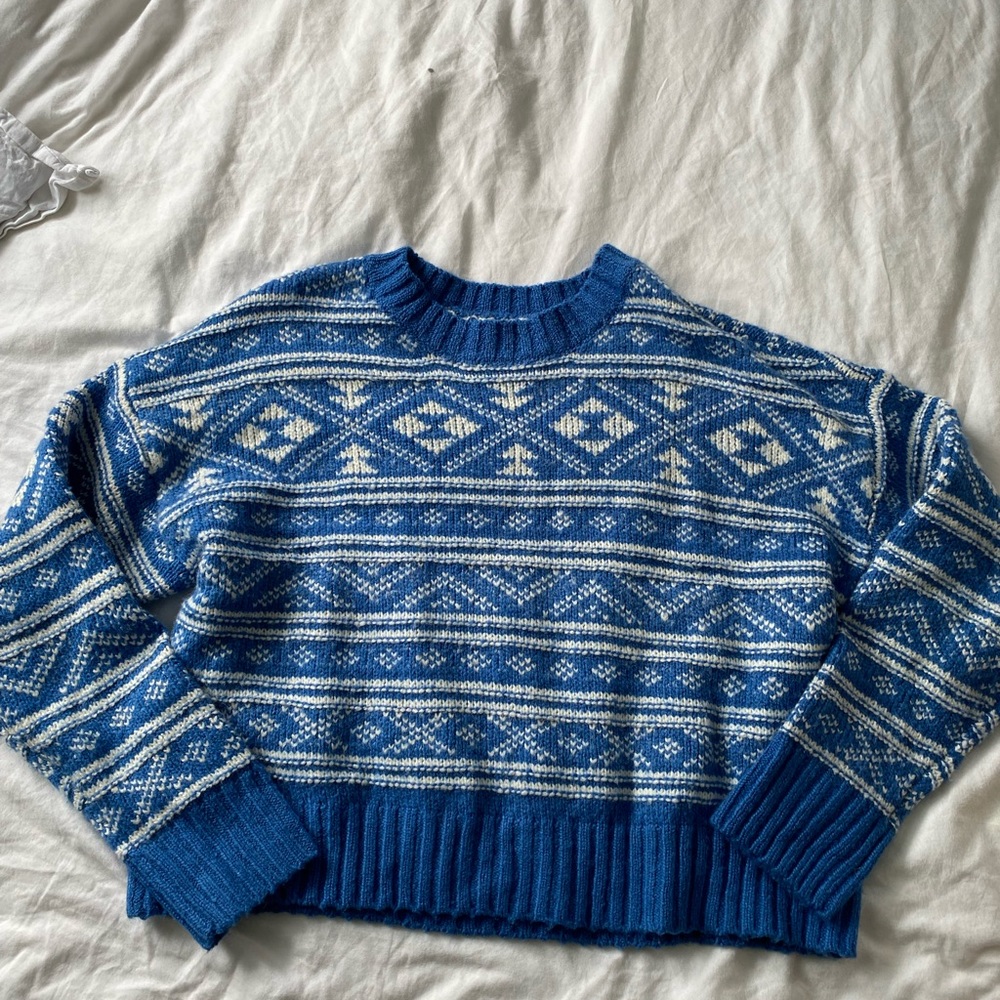 American eagle sweater